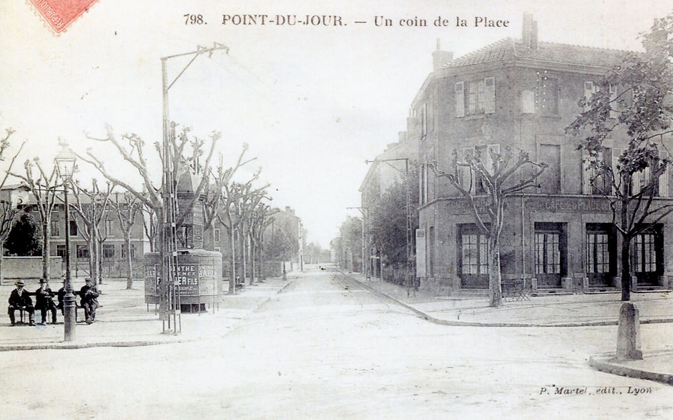 La place Bénédict-Teissier -2