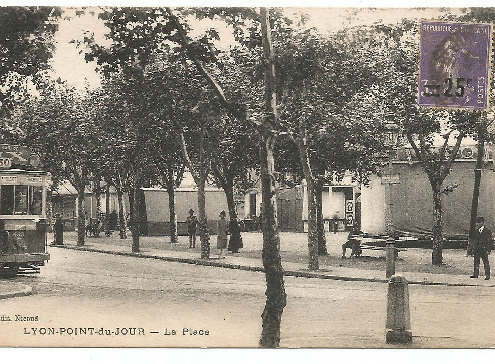 Jour de fête sur la place du Point-du-Jour
