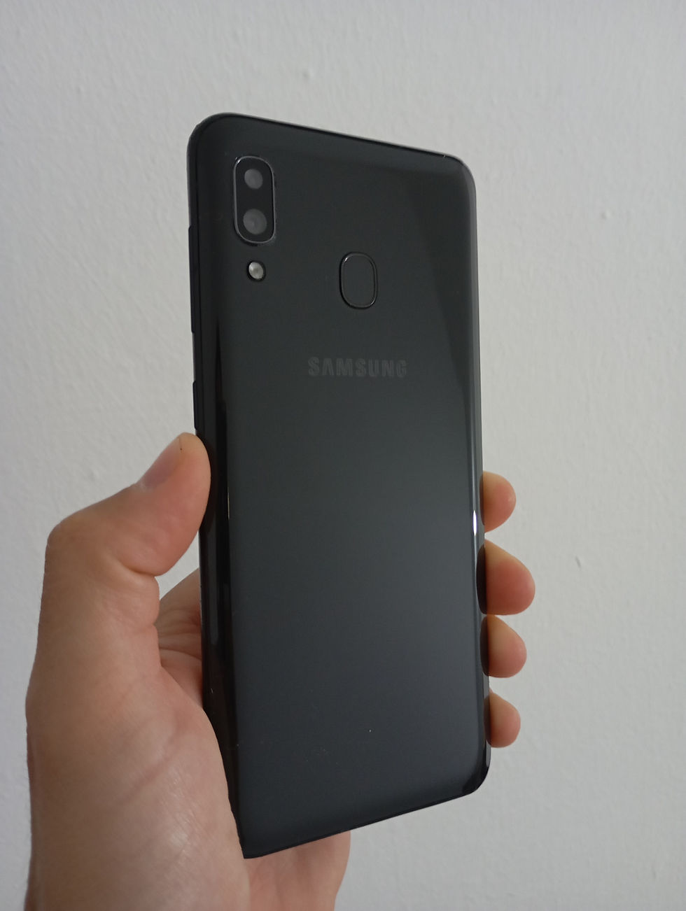 Miniatura: Samsung A20