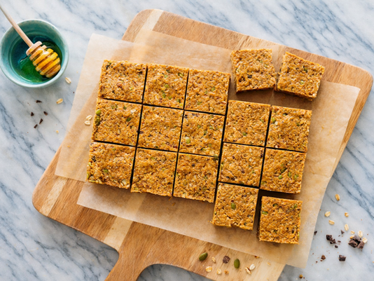 Healthy no-bake granola bars made with Gran’s Ola small-batch granola, naturally sweetened with dates.