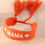 Miniaturbild: La petite surprise Couture Canvas Armband „Mama“ Orange