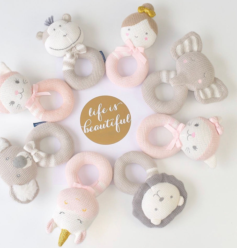 Miniaturbild: Living Textiles Knitted - Baby Rattle Kenzie Unicorn 19 cm