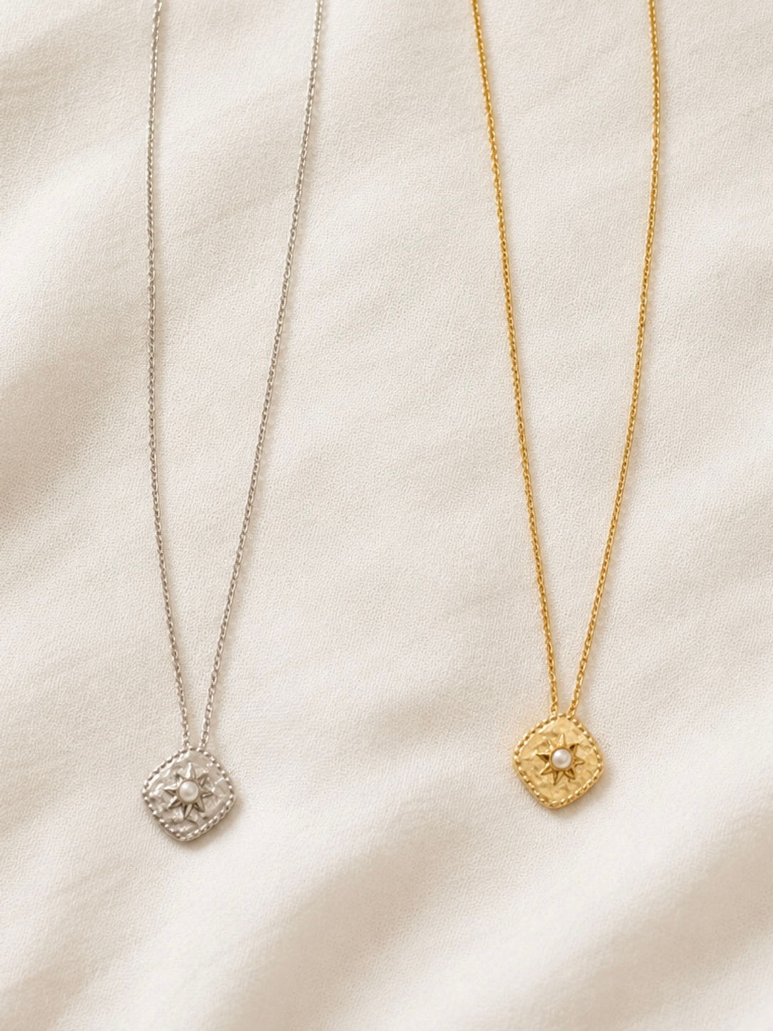 Solaris necklace