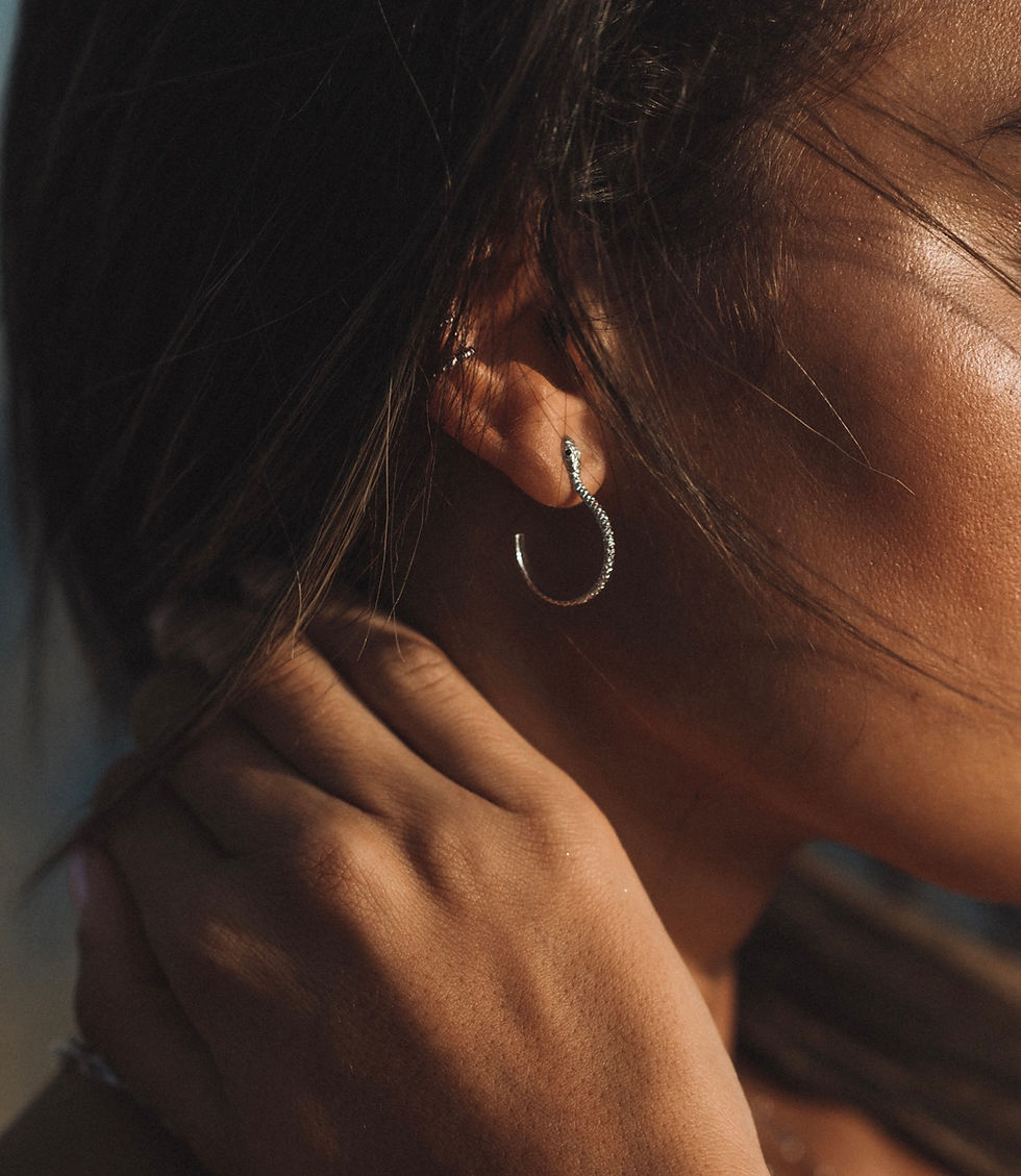 Miniatura: The S snake earrings 