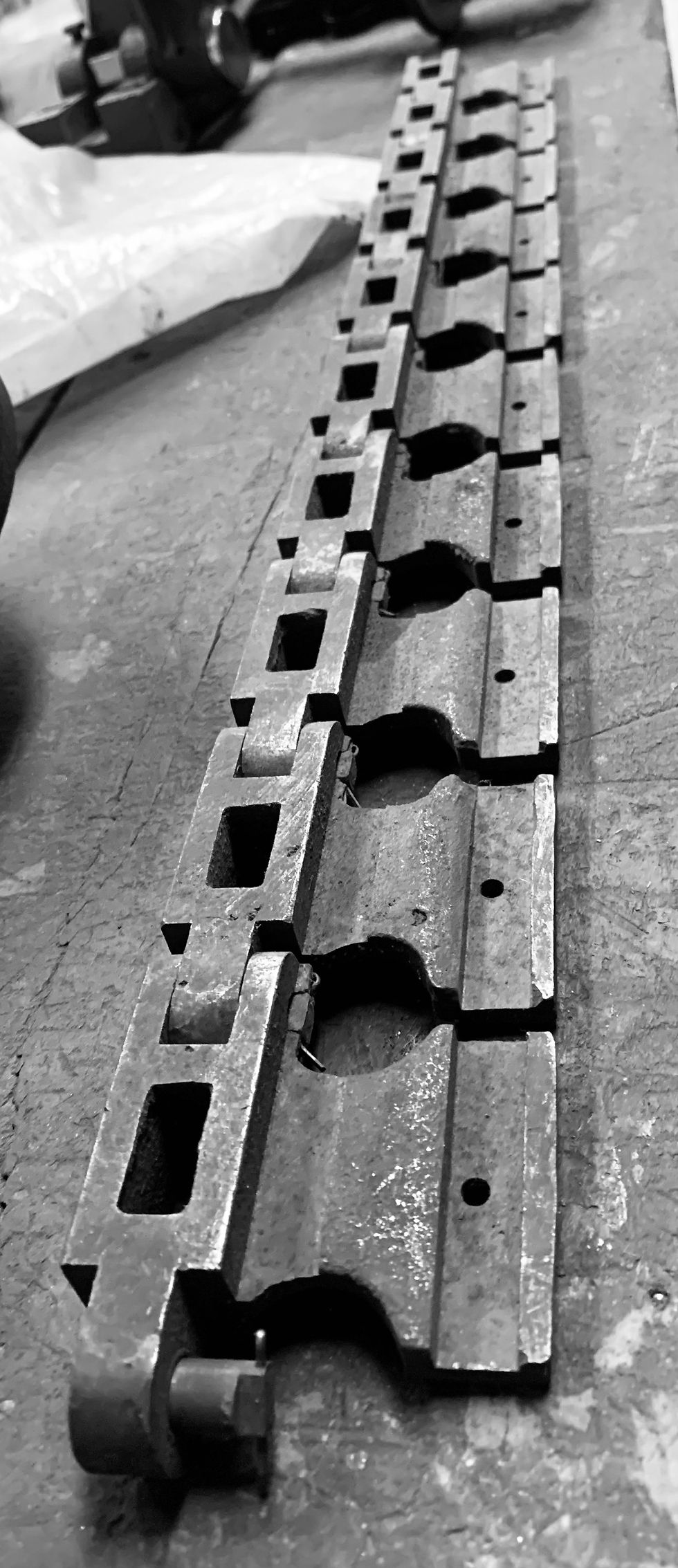 Thumbnail: Chain clips