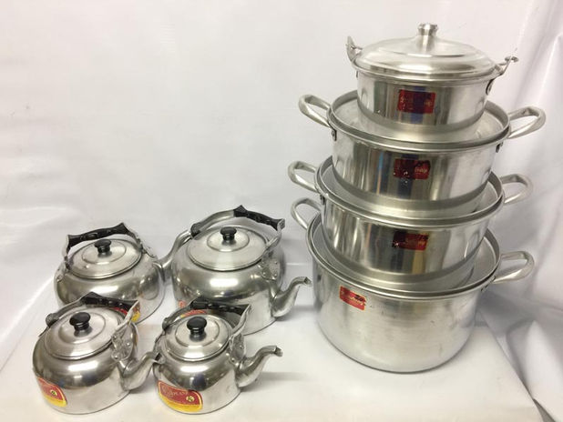 Kettles_Casseroles.jpg