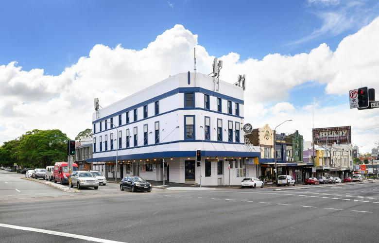 Empire Hotel.jpg