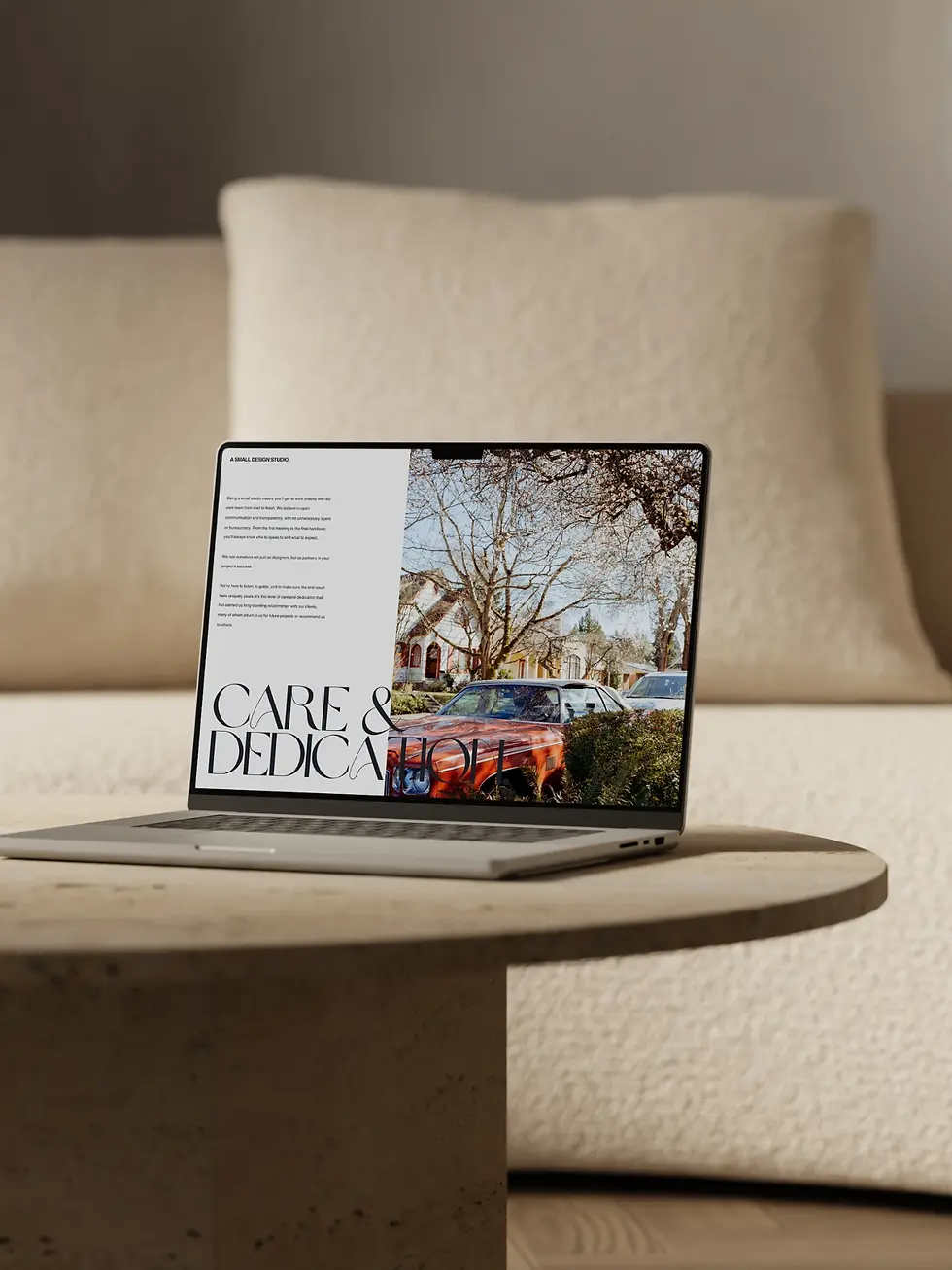 A laptop with the Colombo collection on the screen