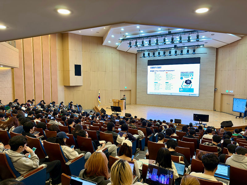 스크린샷 2022-07-28 오후 1.04_edited.jpg