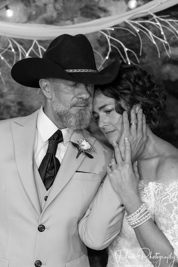 Cloverdale Barn Wedding Winchester Virginia