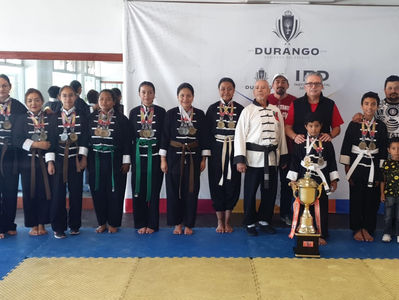 Delegación duranguense de Kung Fu regresó con 31 medallas de la Copa Sol de Mazatlán.