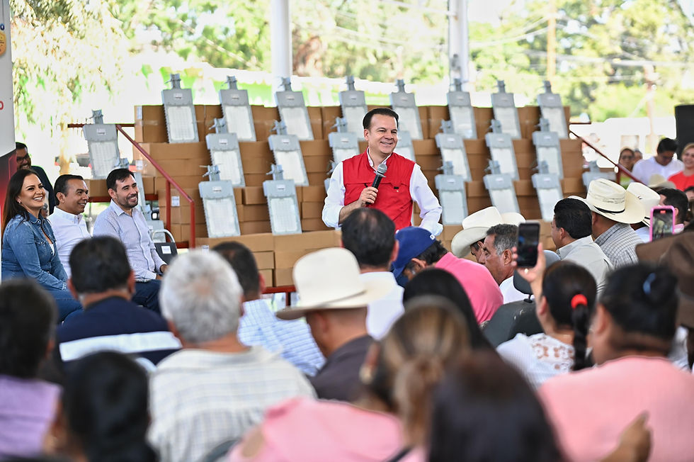 Con más obras y nuevas luminarias, Esteban y Susy iluminan Lerdo