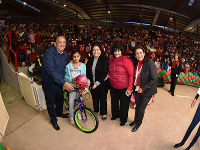 DIF MUNICIPAL REALIZA GRAN POSADA NAVIDEÑA PARA MILES DE NIÑOS GOMEZPALATINOS
