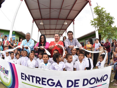 Un decoroso desarrollo académico para niños y jóvenes, un objetivo de Leticia Herrera Ale