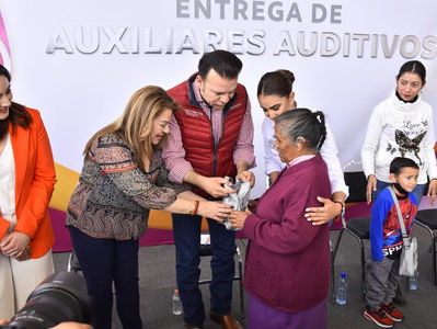 Benefician a gomezpalatinos con auxiliares auditivos