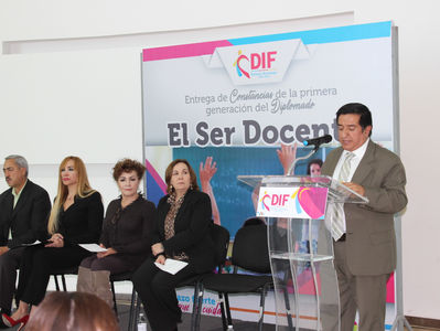 Concluye diplomado "Ser Docente", impartido por la Facultad de Trabajo Social UJED y DIF E