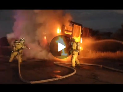 Se incendió camión de carga en la carretera a Mezquital