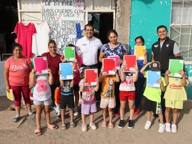 Entrega CNOP libretas a Comités Vecinales