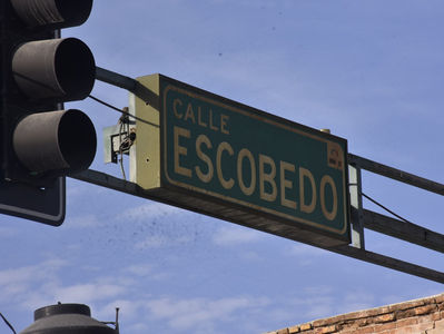 Este jueves, cambia de circulación en el desnivel de la calle Escobedo