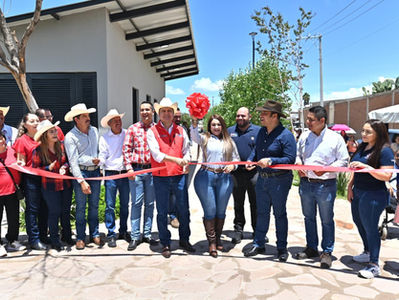 Esteban Villegas inaugura Parque Lineal en Vicente Guerrero