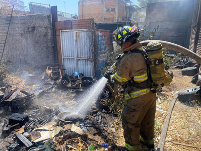 En Dolores del río y Domingo Arrieta, se recibe reporte de incendio a través del 911