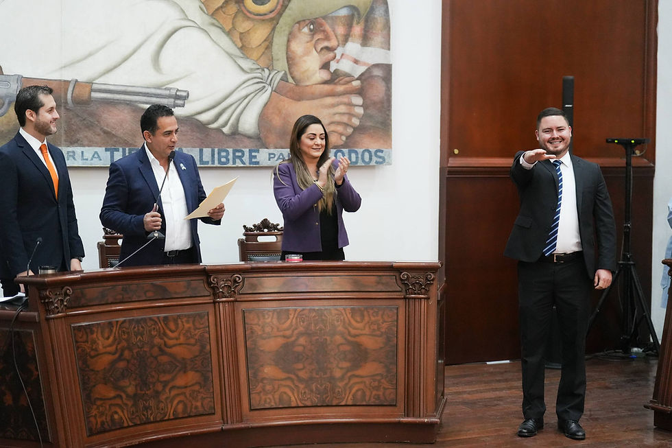 La juventud tiene voz en el Cabildo; toma protesta Jonathan Flores como regidor suplente