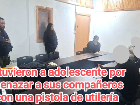 Detienen a estudiante por amenazar a sus compañeros con una pistola de utilería