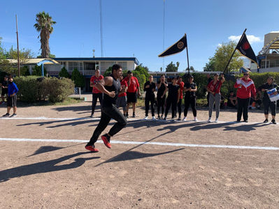 Cadetes de policía estatal participaron en competencia deportiva y de resistencia