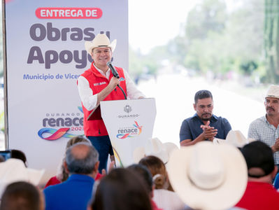 Habitantes de Vicente Guerrero reconocen a Esteban Villegas entrega de obra carretera y acciones