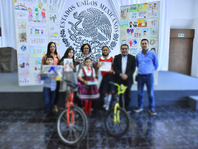 Entregan premios a ganadores del concurso de dibujo