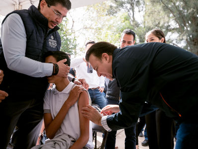 Esteban Villegas invita a la población a sumarse a la campaña de vacunación contra el VPH