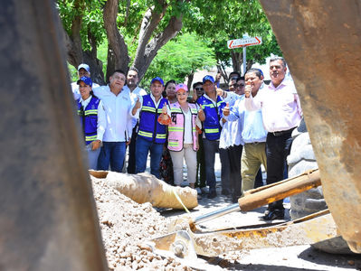 Realiza alcaldesa recorrido de supervisión de obras de drenaje y agua potable
