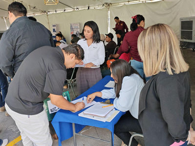 Gobierno del Estado acerca a la gente oportunidades de empleo con empresas de la Región Laguna