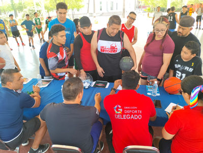 Familias gomezpalatinas participan en torneo “Festejando a Papá”