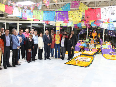 Altar dedicado a Toledo en la Biblioteca Central Universitaria