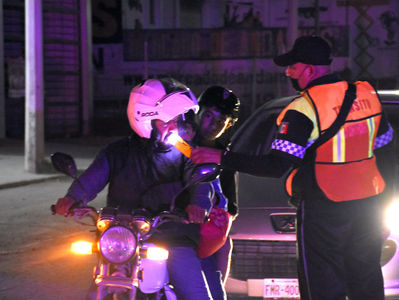 Busca Ayuntamiento de Gómez Palacio brindar seguridad a motociclistas