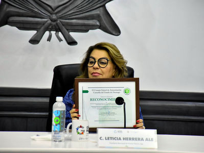 Reconocen a Sideapaar por su eficiencia del manejo contable y administrativo