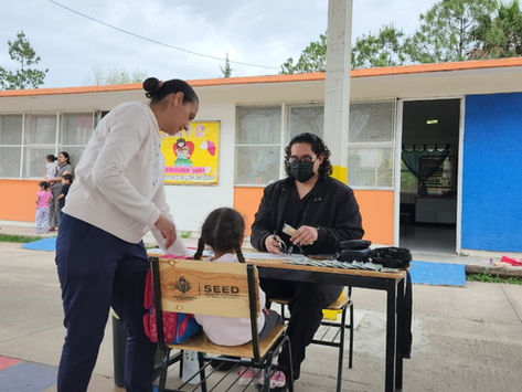 Toño Ochoa cuida la nutrición infantil con atención y seguimiento directo en las escuelas