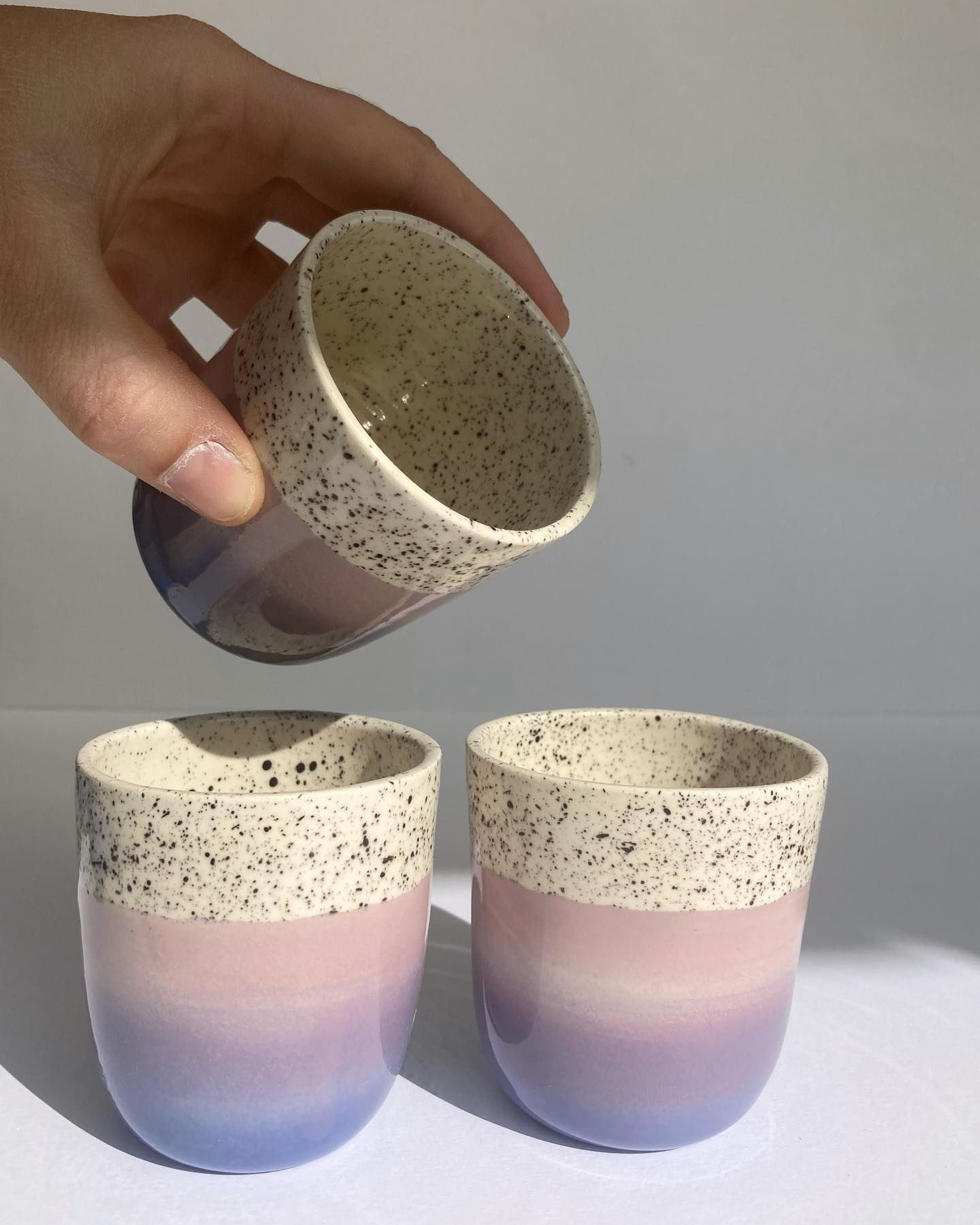 • Tasse violette dégradée •