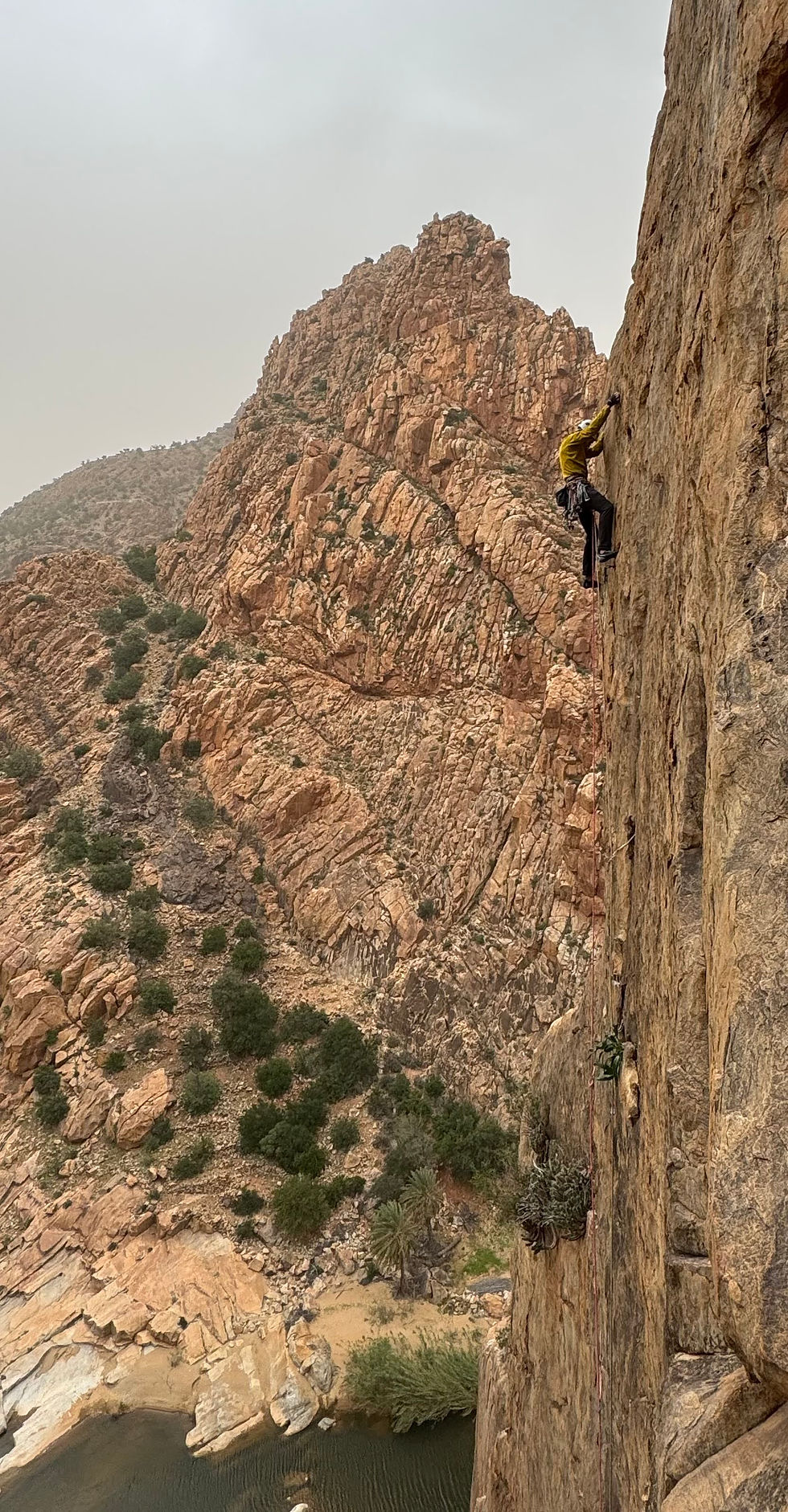 Matt Langley high up on Oxbow Walls