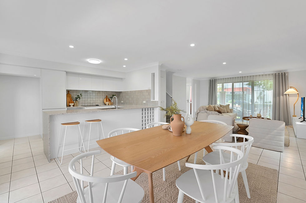 92_302 Christine Ave, Varsity Lakes - Low Res20260317 (1).jpg