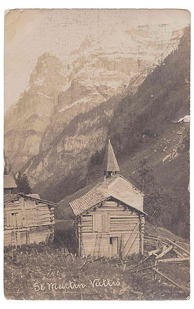 1312 erbaute Kirche im Walserdorf Sankt Martin Calfeisental, Vättis SG