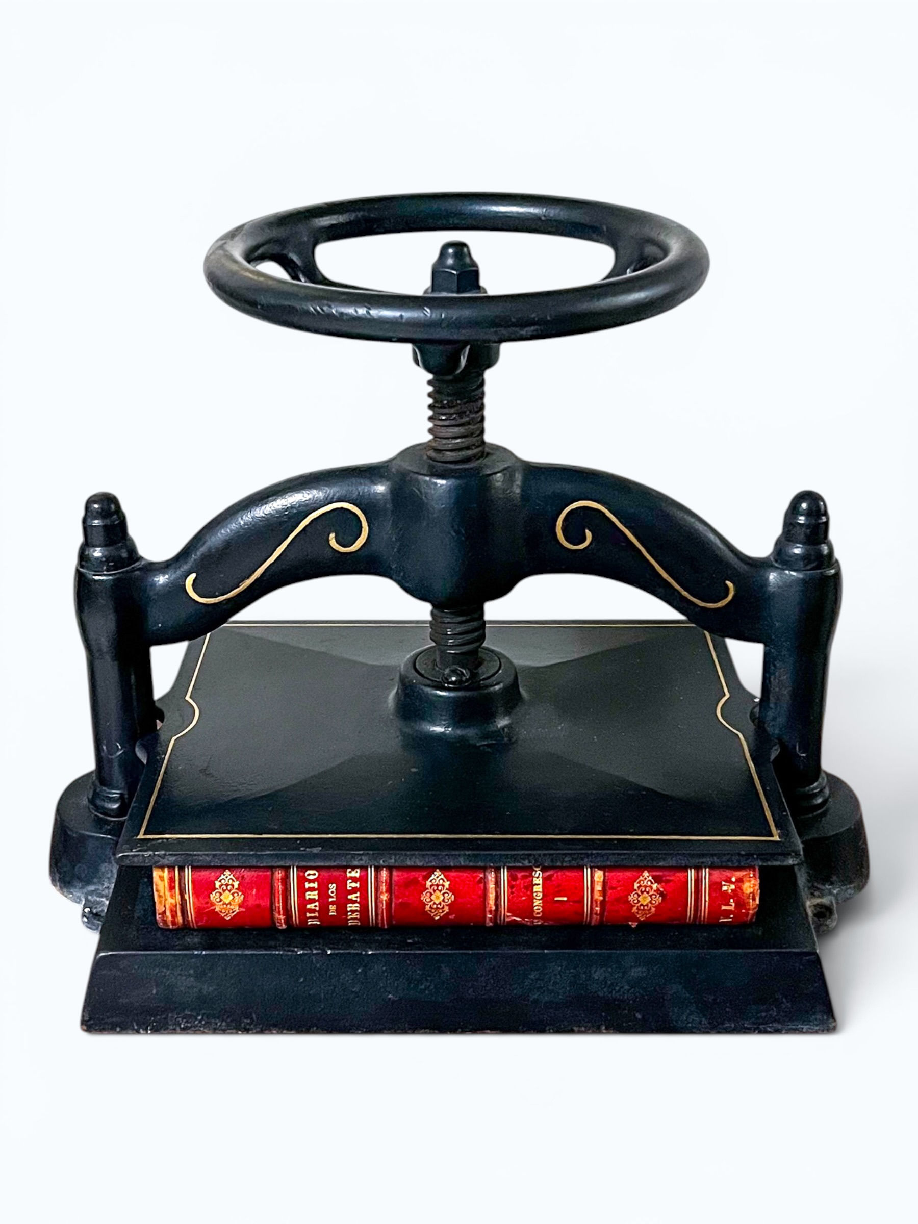 Prensa Antigua de Libros Ca. 1900