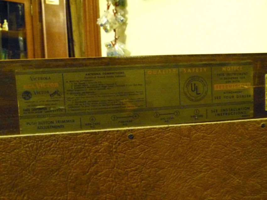 Miniatura: Radio Consola Antigua Marca RCA Victor Ca. 1940