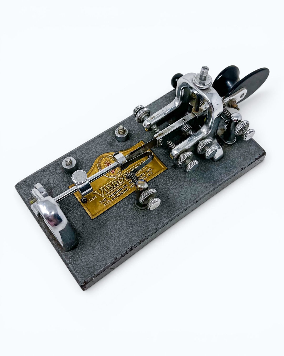 Llave telegráfica semiautomática “Bug” Marca Vibroplex Co.