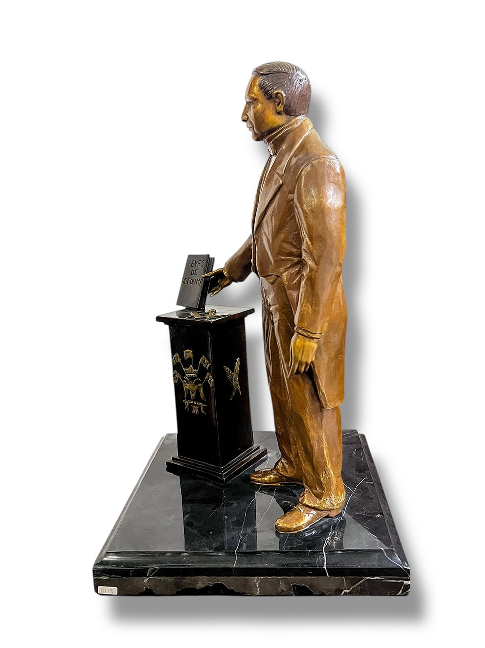 Miniatura: Escultura en Bronce de Benito Juárez  