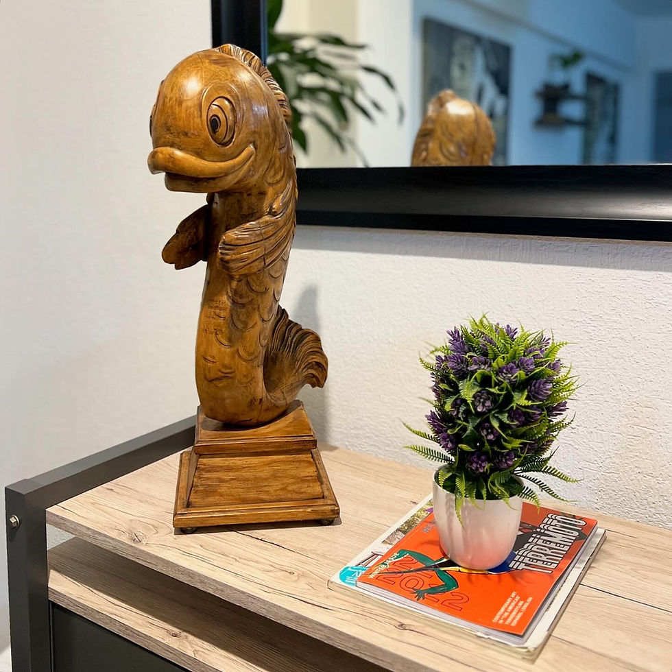 Miniatura: Escultura de Pez Labrada en Madera 