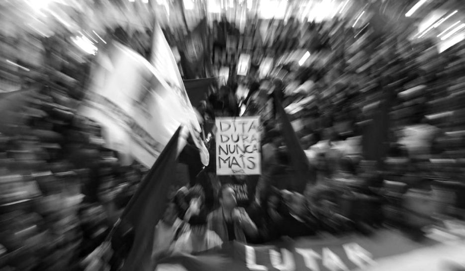 Ditadura Nunca Mais - Fotos Públicas - Ato Ditadura Nunca Mais na avenida Paulista com a p
