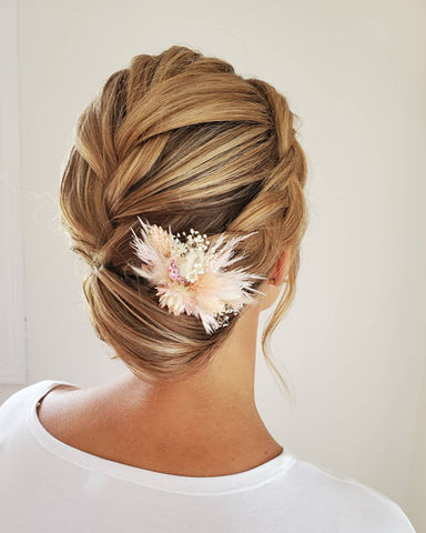 Iowa wedding Hairstylist 