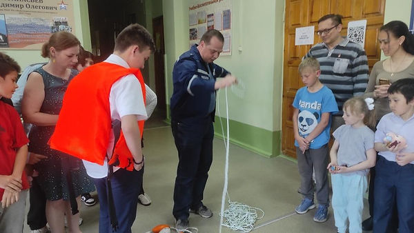 демонстрация средств спасения.jpg